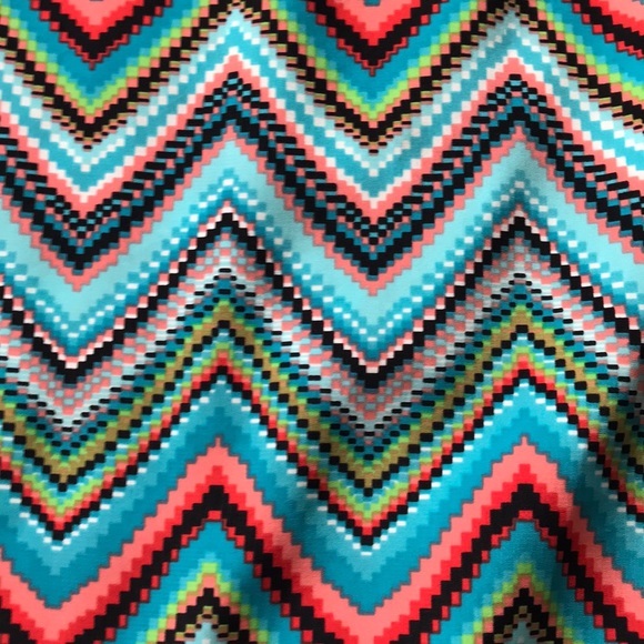 Colorful blouse - Picture 2 of 4